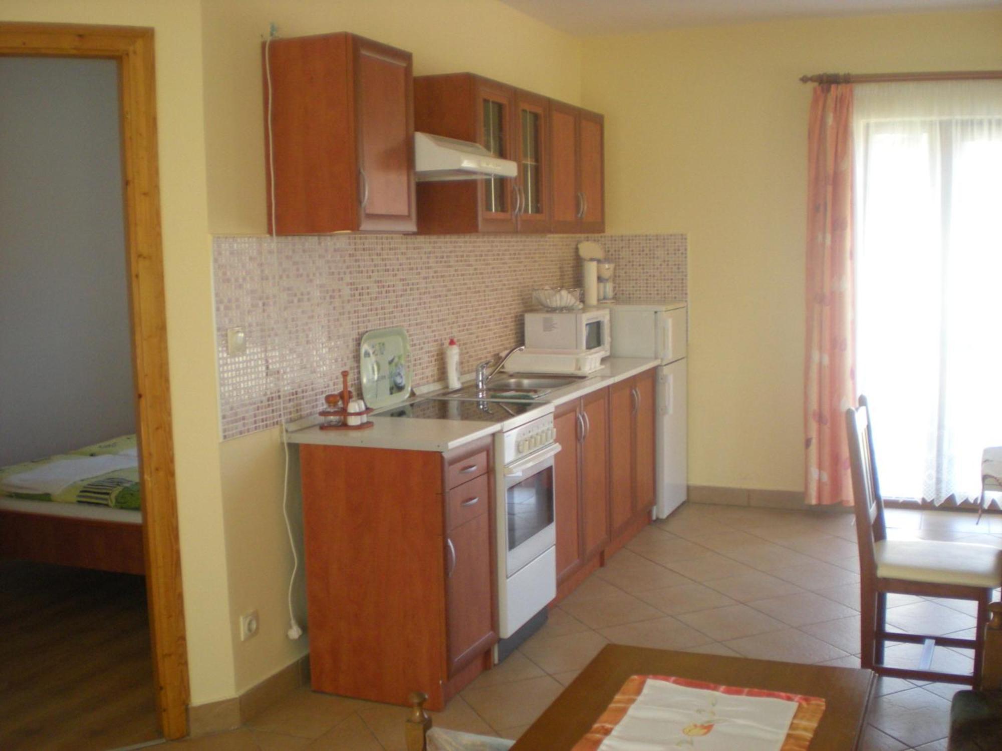 Parti Panzio Otel Tata Dış mekan fotoğraf