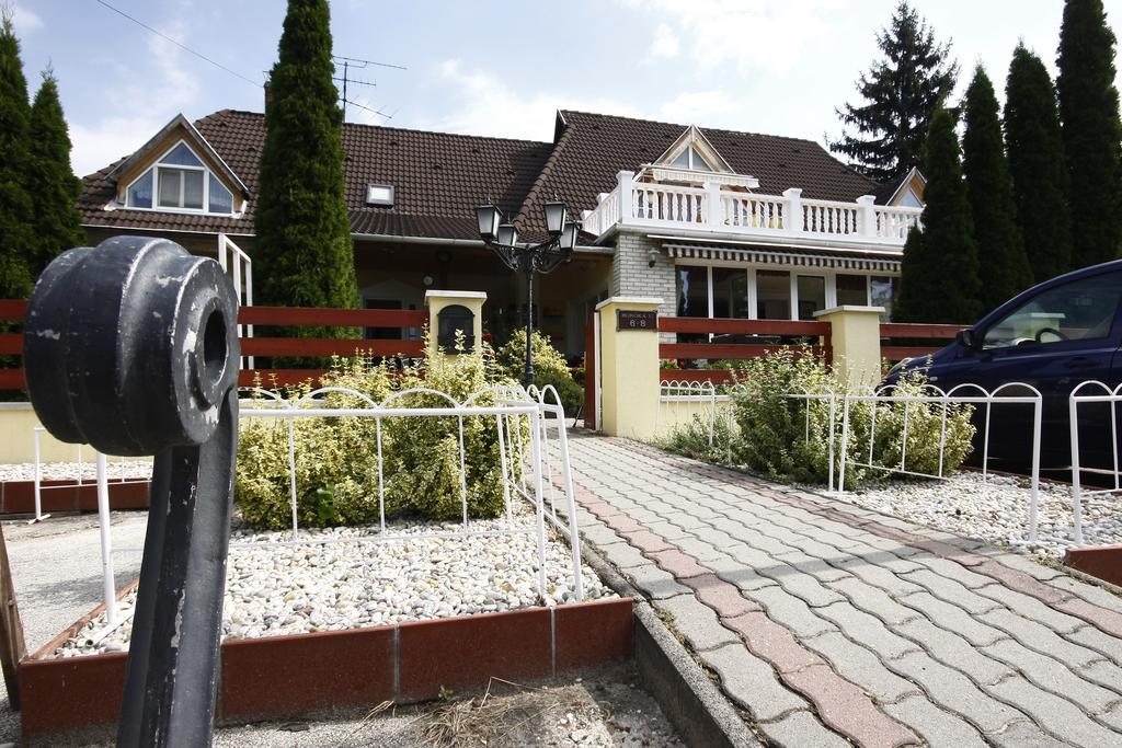 Parti Panzio Otel Tata Dış mekan fotoğraf